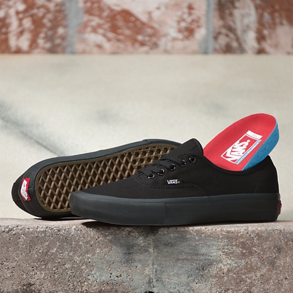 Men's black vans pro size 10